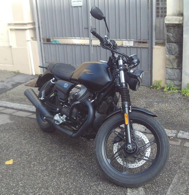 MOTO GUZZI V7 Stone S