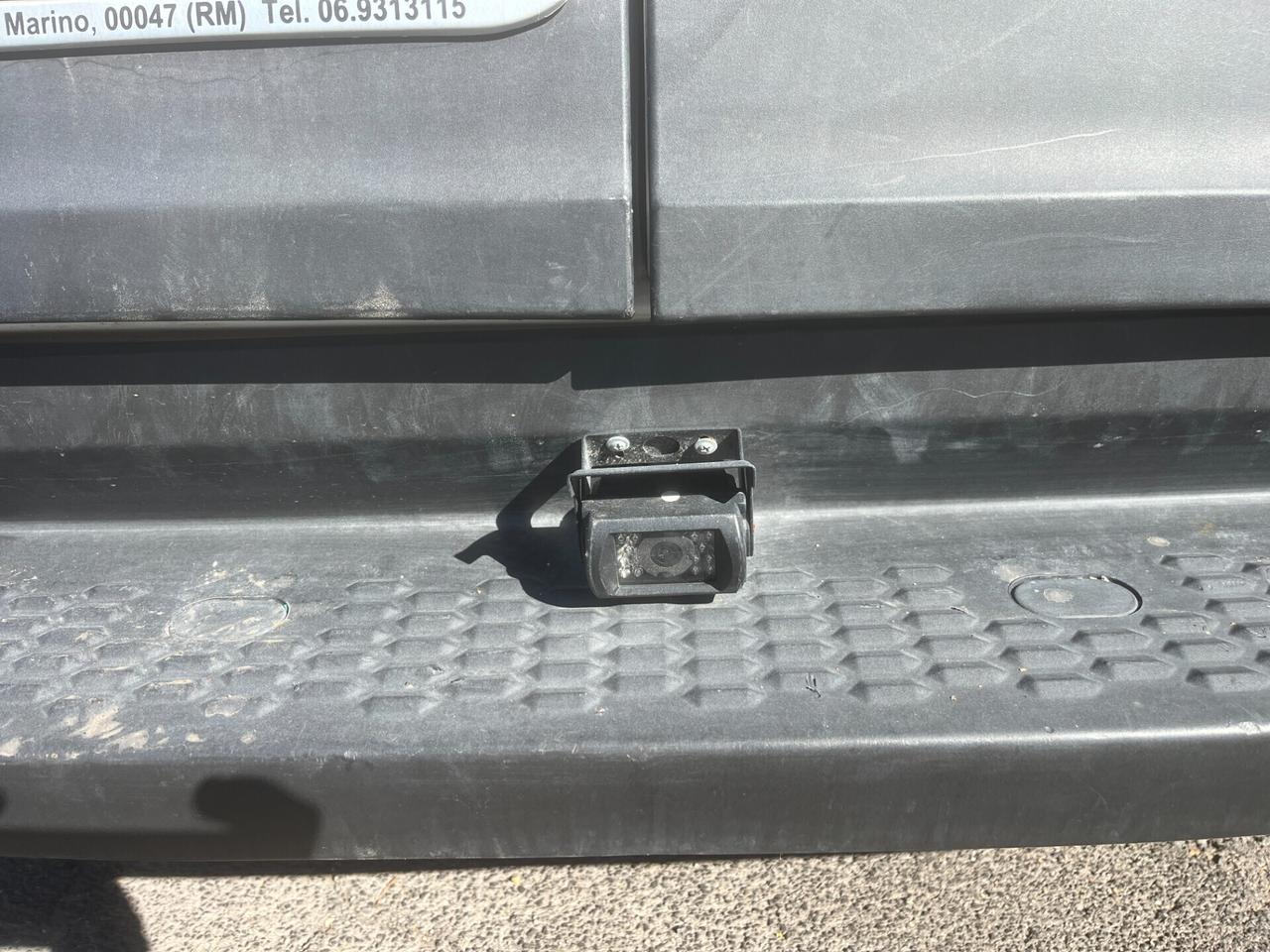 Iveco Daily 2.3 Diesel HKa 35 S V Radstand 3520