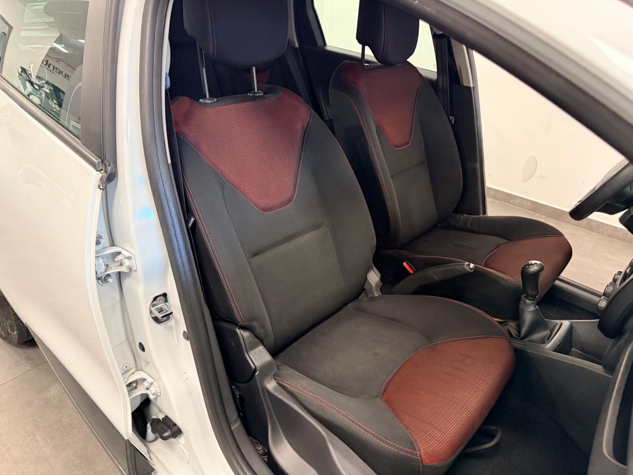 Renault Clio Sporter 1.2 75CV