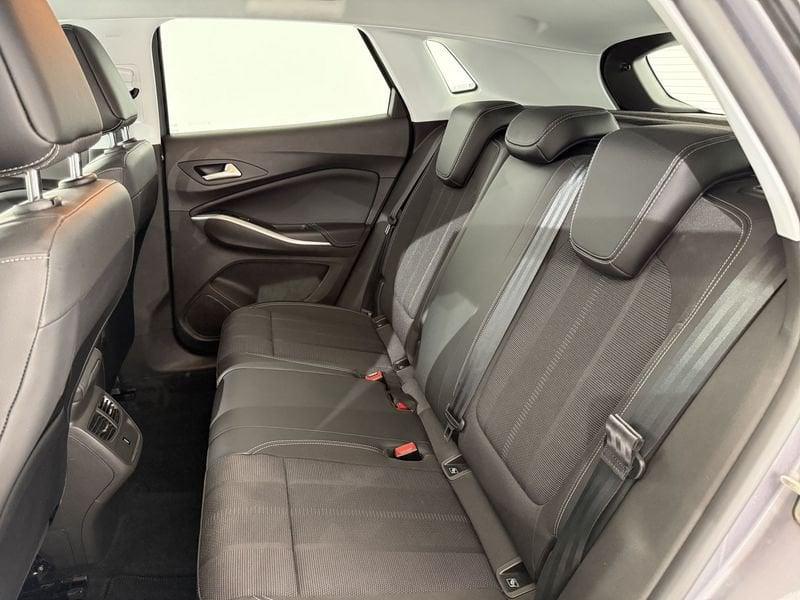 Opel Grandland 1.5 130cv AT8 Business Elegance