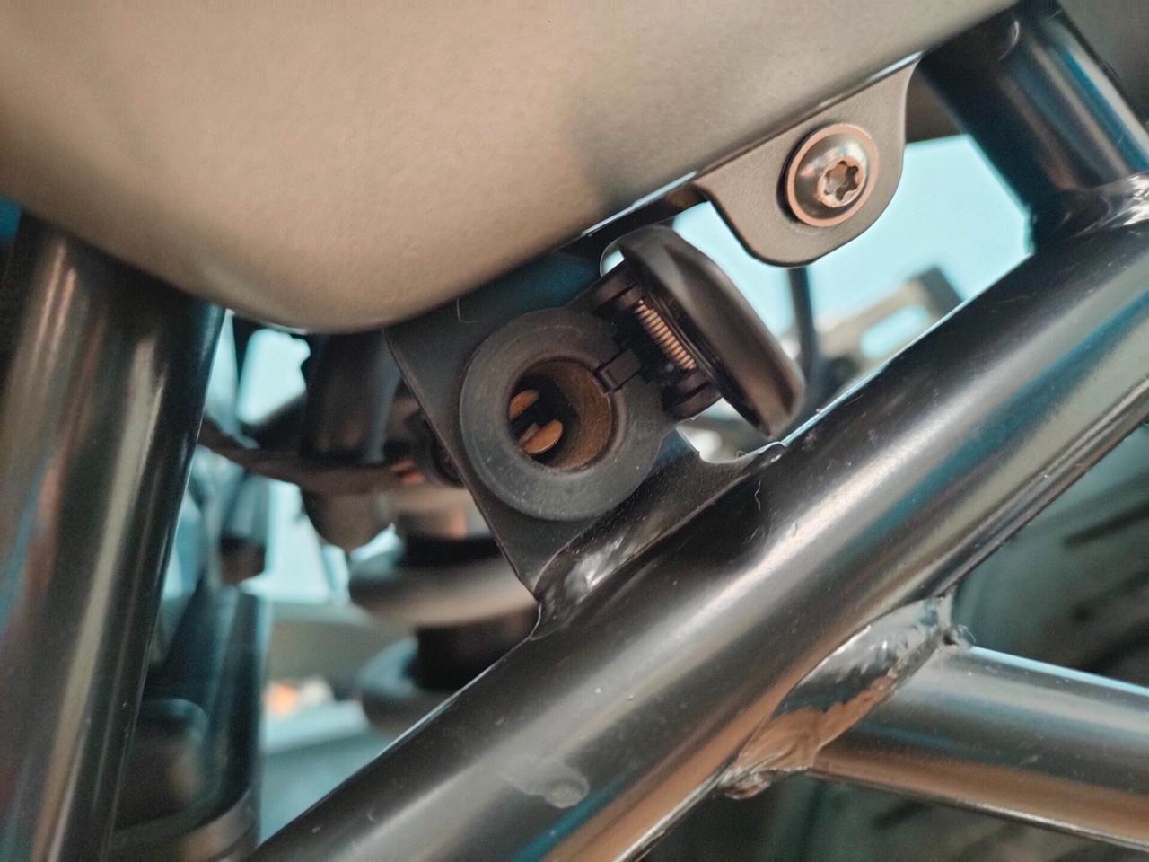 BMW R 1200 R Garantita e Finanziabile