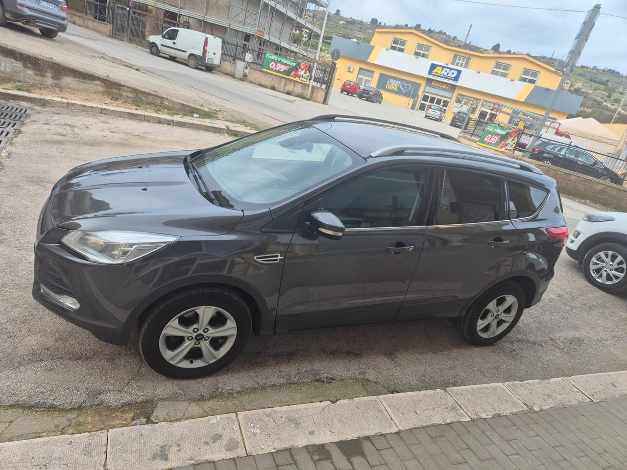 FORD KUGA 2.0 TDCI TITANIUM NAVIGATORE 2016 KMCERTIF