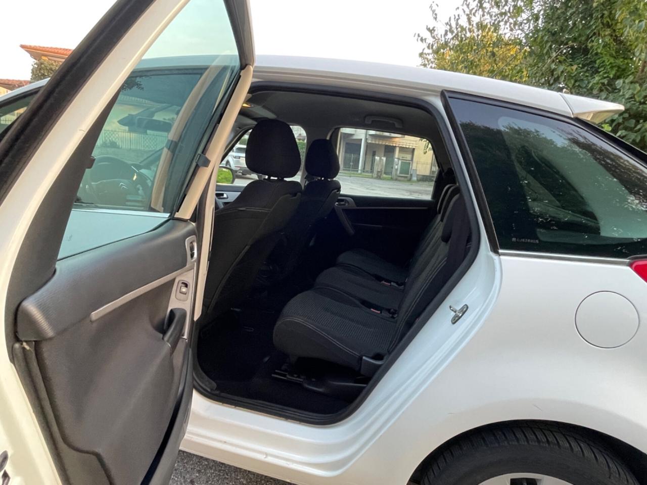 Citroen C4 Picasso 1.6 HDi 110 FAP Exclusive per Neopatentati