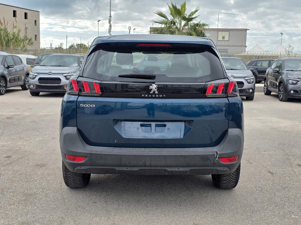 Peugeot 5008 BlueHDi 130 S&S EAT8 Active Pack