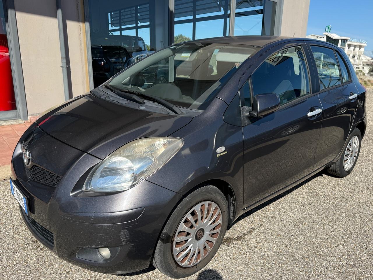 Toyota Yaris 1.3 5 porte Sol LEGGI BENE