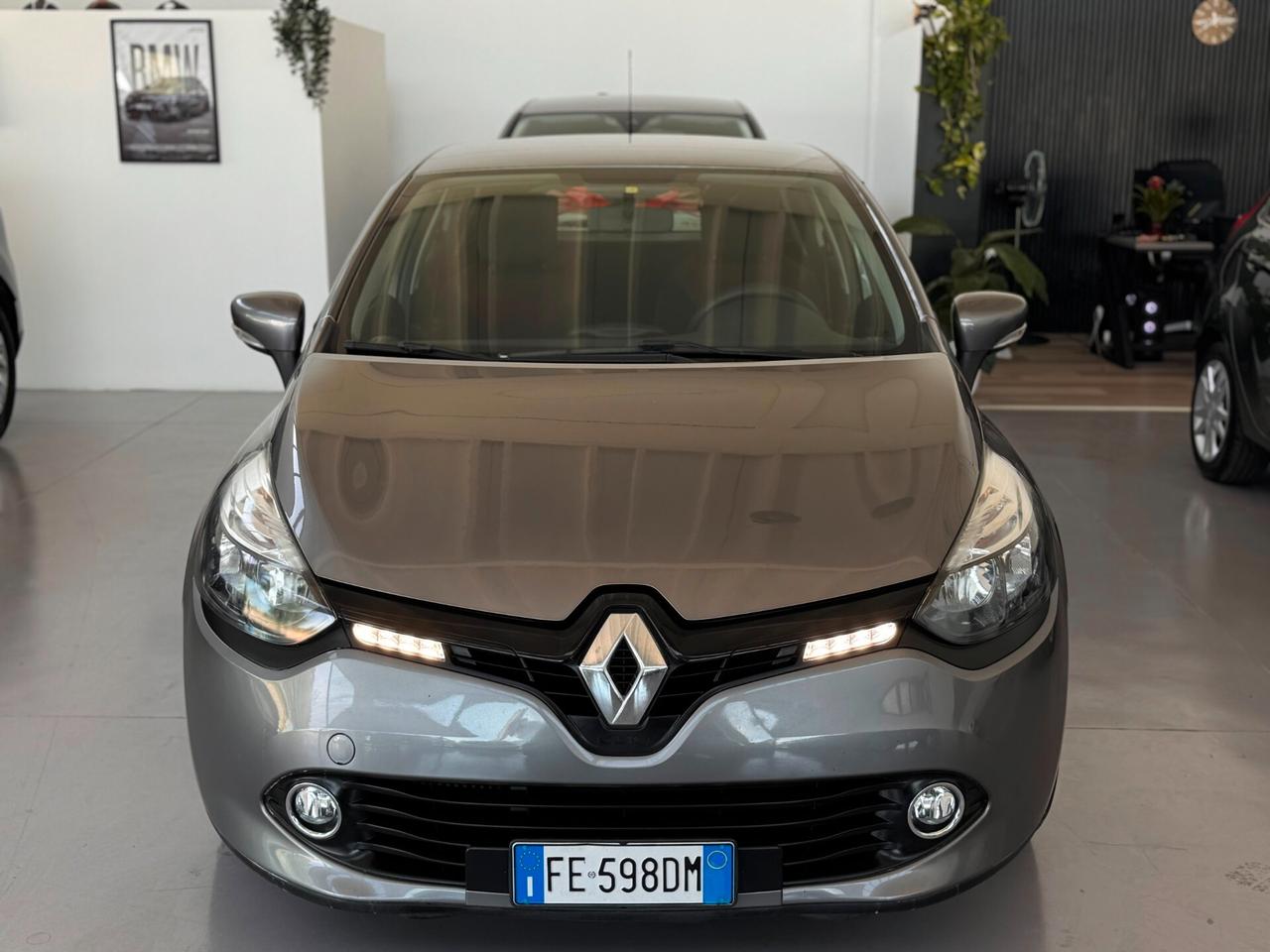 Renault Clio dCi 8V 75CV EDC Start&Stop 5 porte Energy Intens