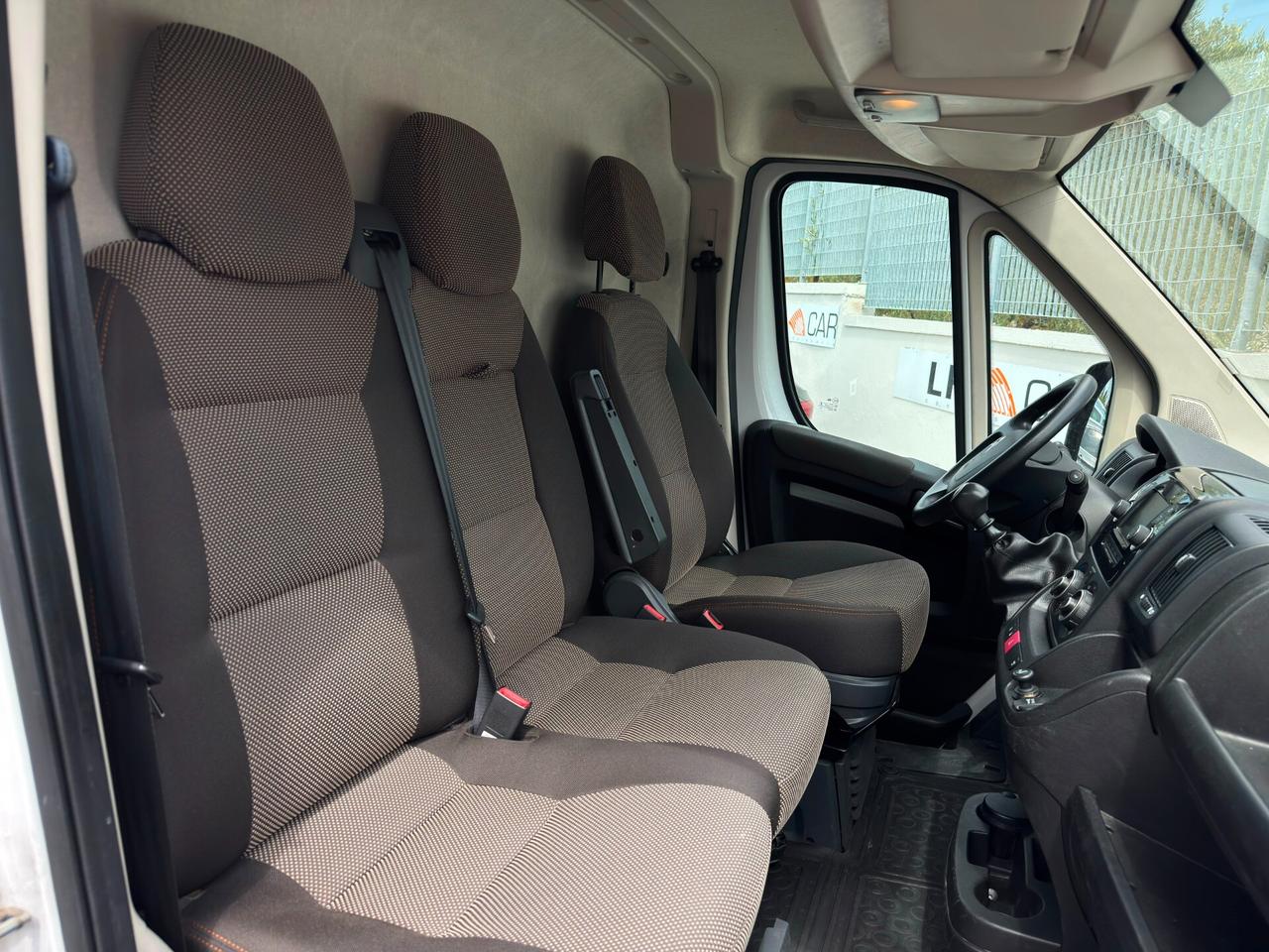 Citroen Jumper 33 2.2 BlueHDi 120 cv S&S L2H2 Furgone 3 posti