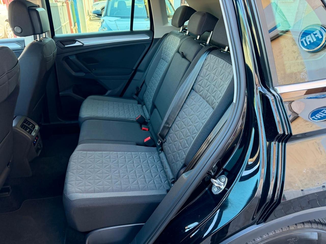 Volkswagen Tiguan CAMBIO AUTOMATICO 2.0 150CV 2023