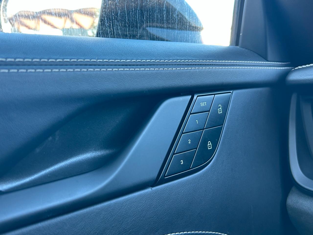 Porsche 911 992 Targa 3.0 4 GTS auto