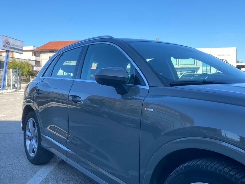 Audi Q3 2.0 35 TDI S Tronic S Line Edition