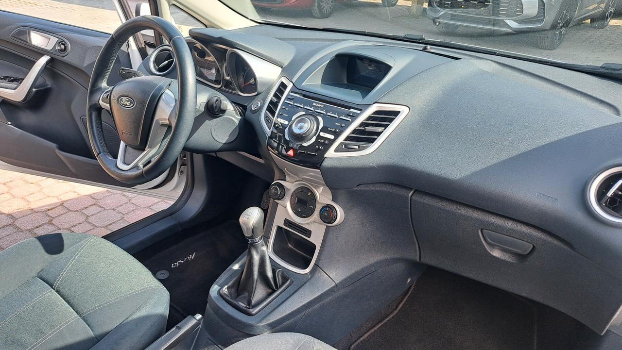 Ford Fiesta 1.4 TDCi 70CV 5p. Titanium OK NEO PATENTATI