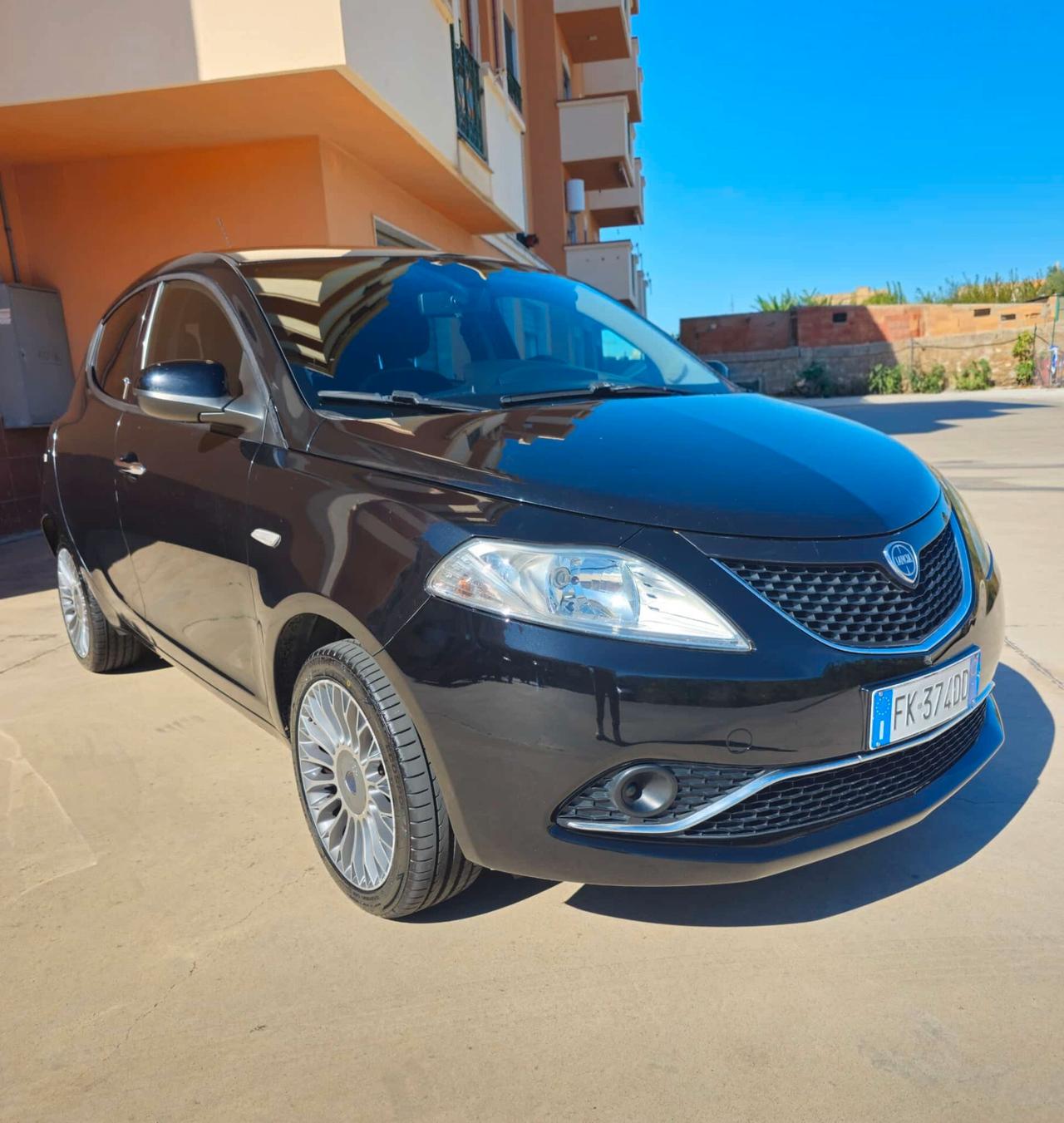 Lancia Ypsilon 1.3 MJT 16V 95 CV 5 porte S&S Platinum