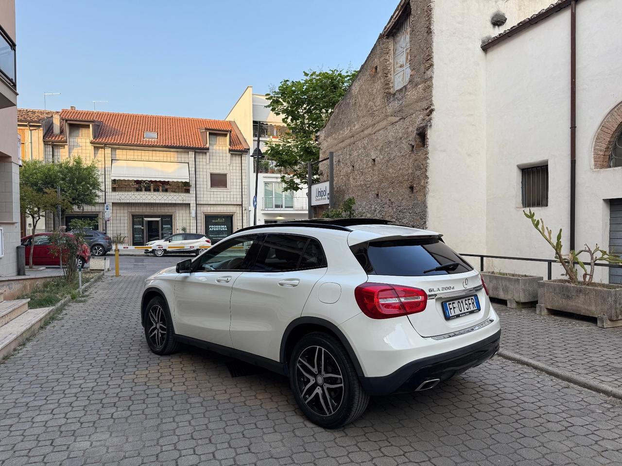Mercedes-benz GLA 200 d Automatic Enduro Activity