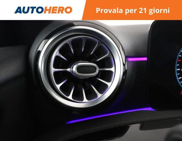 MERCEDES-BENZ A 180 Automatic Premium