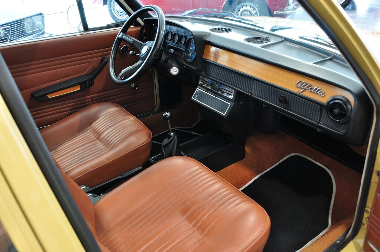Alfa Romeo Alfetta 1.8 Giallo Piper ASI