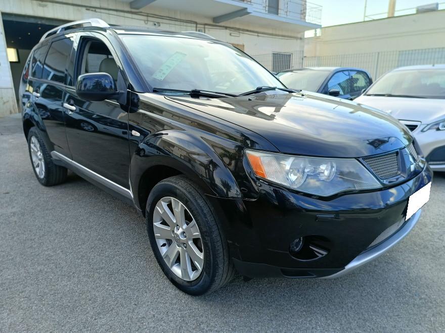 Mitsubishi Outlander 2.0 di-d Intense dpf