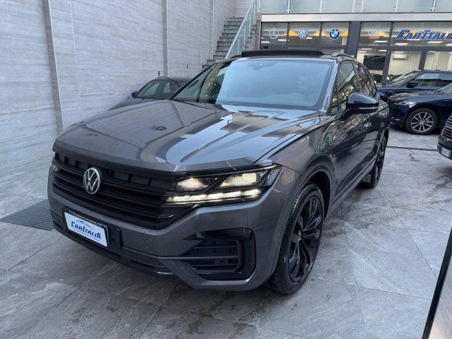 VOLKSWAGEN Touareg 3.0 V6 TDI 286 CV SCR R line tetto panoramico