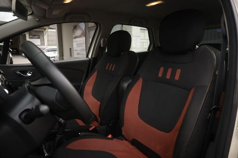Renault Captur Renault Captur 1.5 dCi 90cv EDC Energy R-Link 66KW ANNO 2013