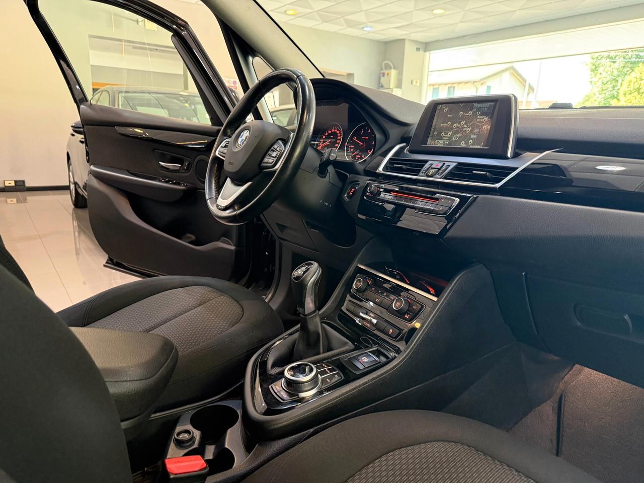Bmw 2er Active Tourer 218d Advantage