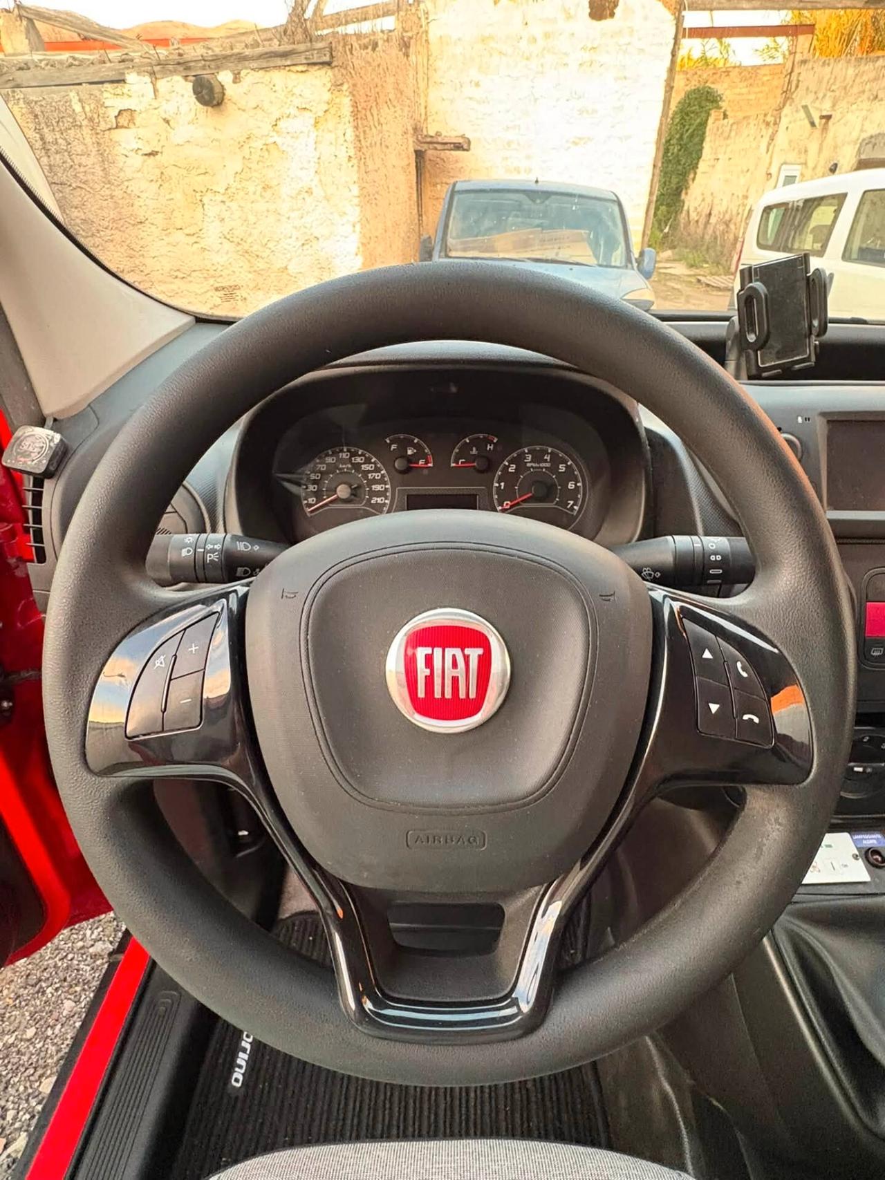 Fiat Fiorino 1.3 MJT 95CV Cargo Adventure
