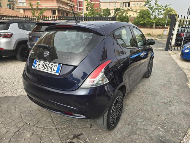 LANCIA Ypsilon 1.0 FireFly 5 porte S&S Hybrid Ecochic Gold