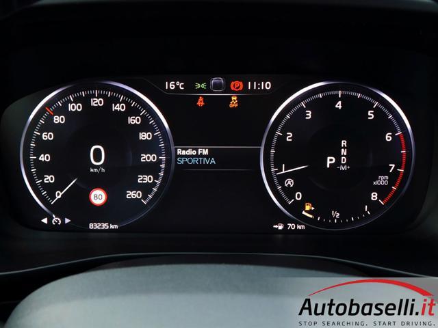 VOLVO XC40 2.0T4 190CV GEARTRONIC MOMENTUM AUTOMATICA