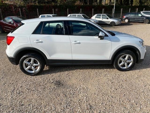 Audi Q2 2.0 TDI quattro S tronic Business