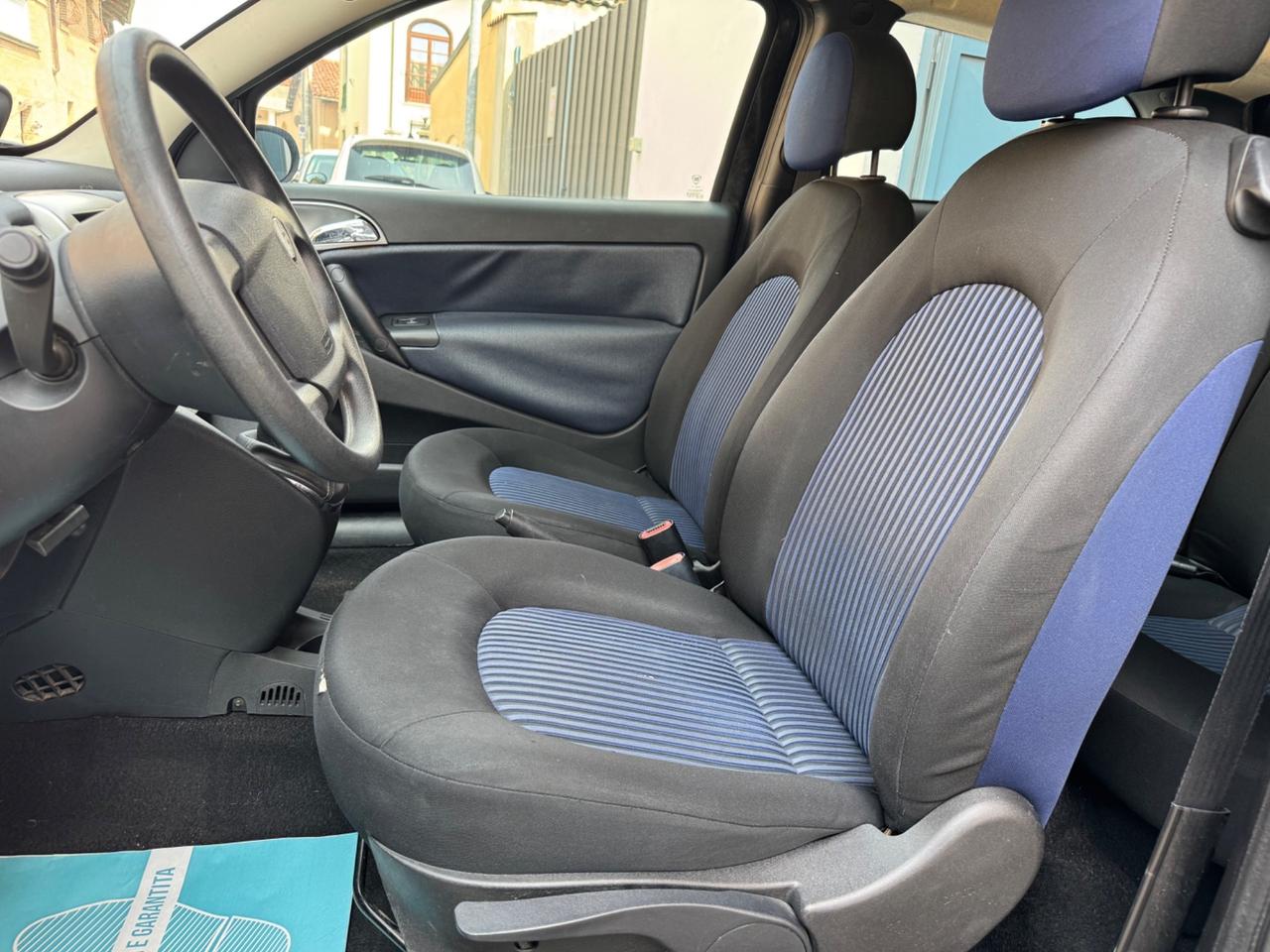 Lancia Ypsilon 1.2 Argento