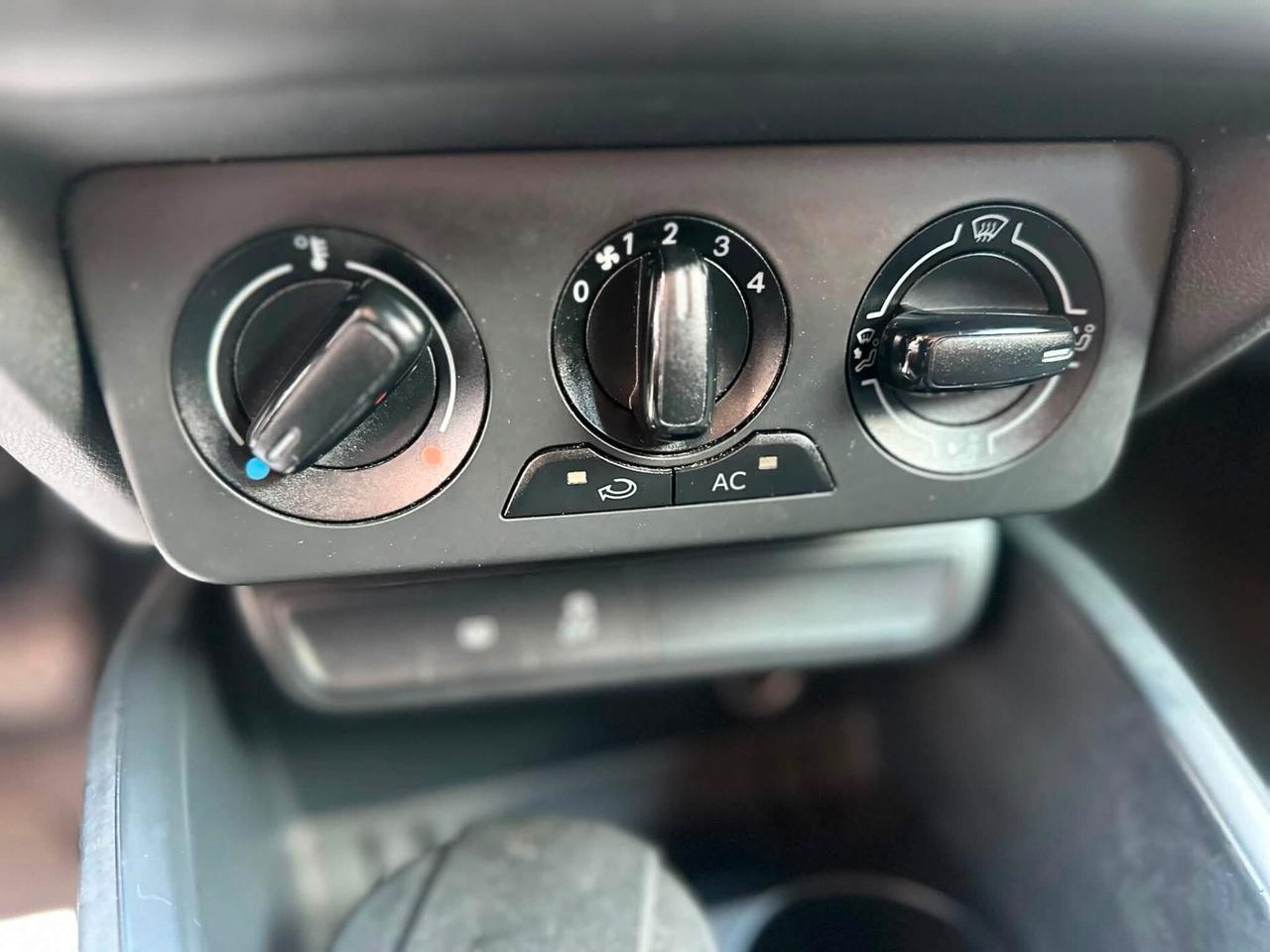 Audi A1 1.6 TDI Attraction NEOPATENTATI