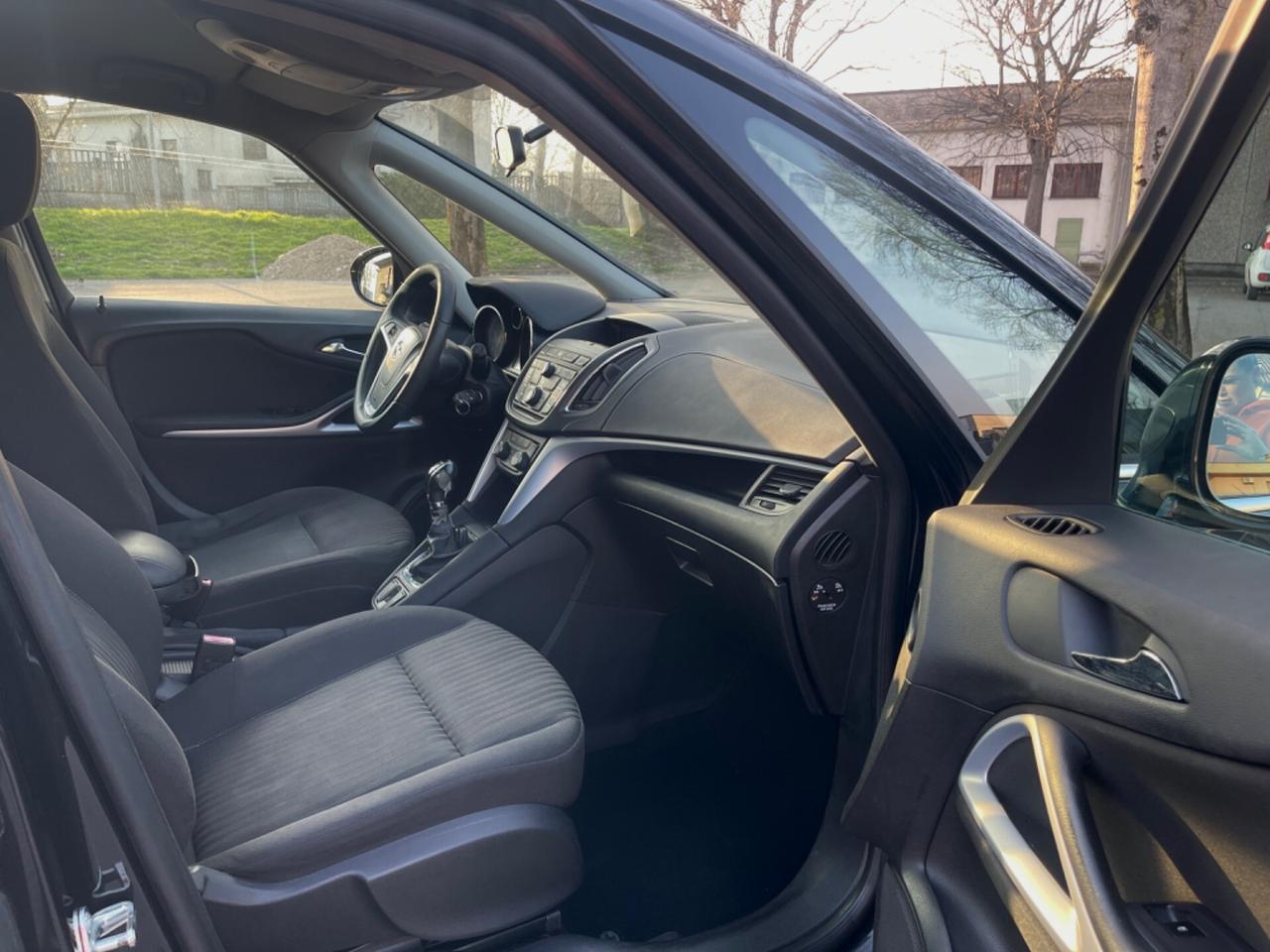 Opel Zafira Tourer 1.4 Turbo 140CV GPL Cosmo 7 Posti 2013