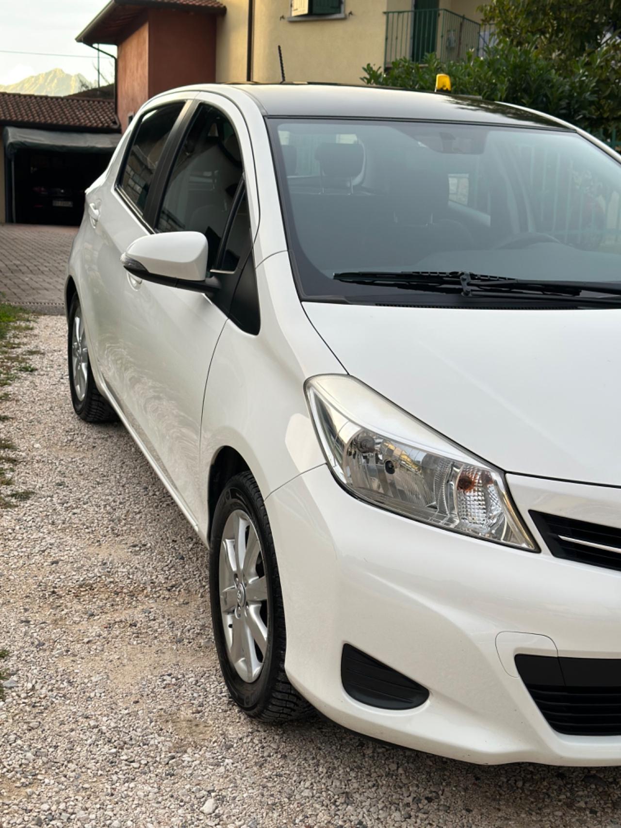 Toyota YARIS 1.0 5P NEOPAT KMCERT GARANZ UNICOPR