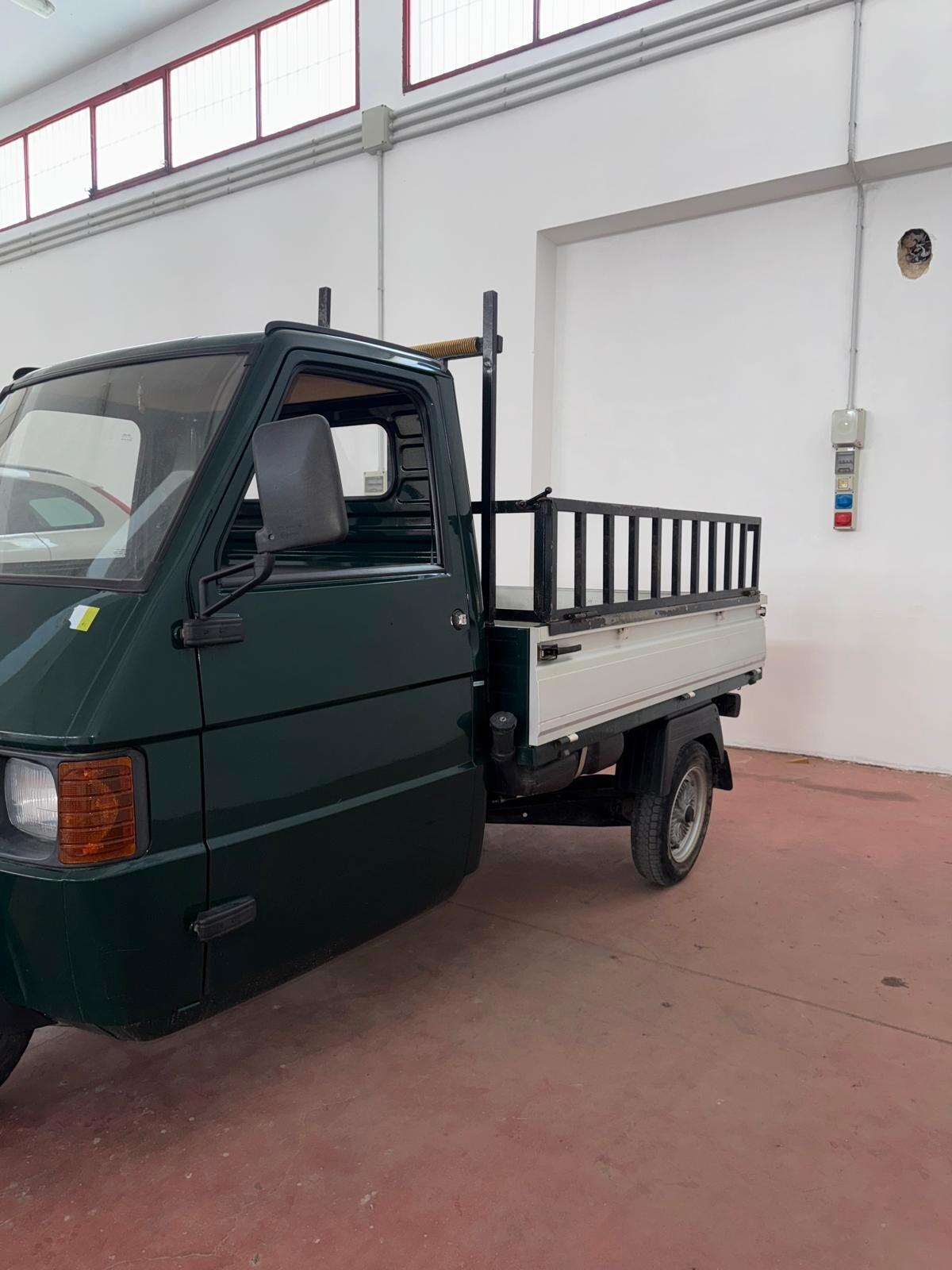 Piaggio Ape