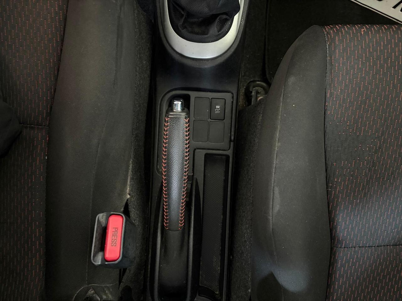 Toyota Yaris 1.3 5 porte Lounge