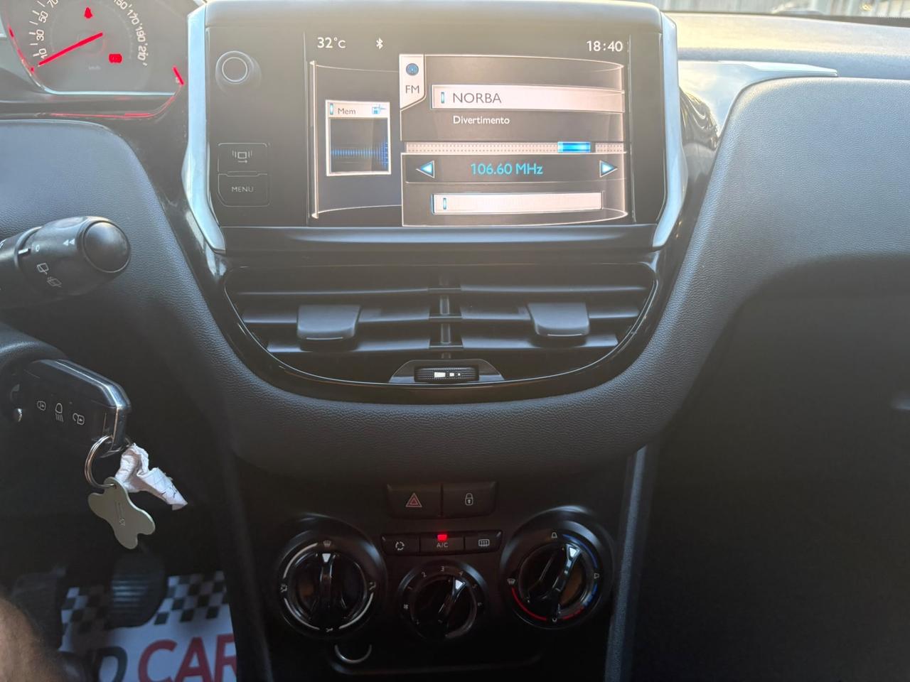 Peugeot 208 1.4 HDi 5 porte Access Unipro 2012