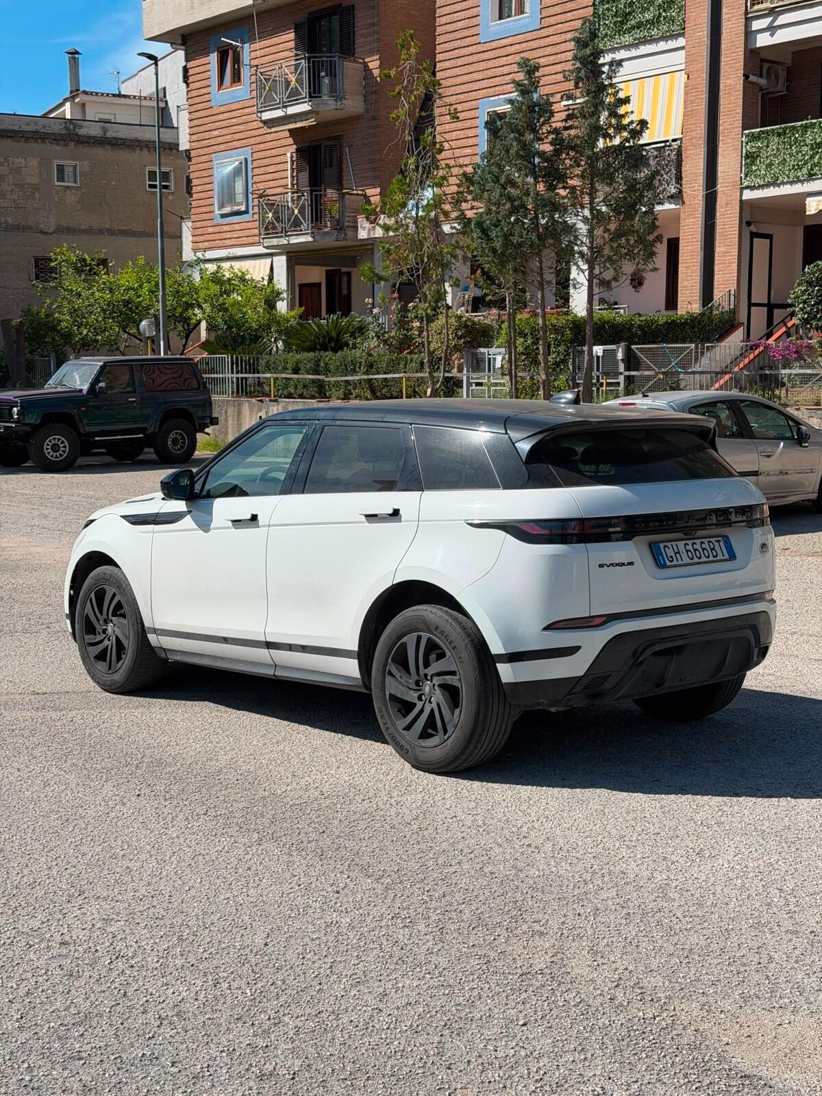 Range Evoque 2.0 163 CV AWD R-Dynamic S