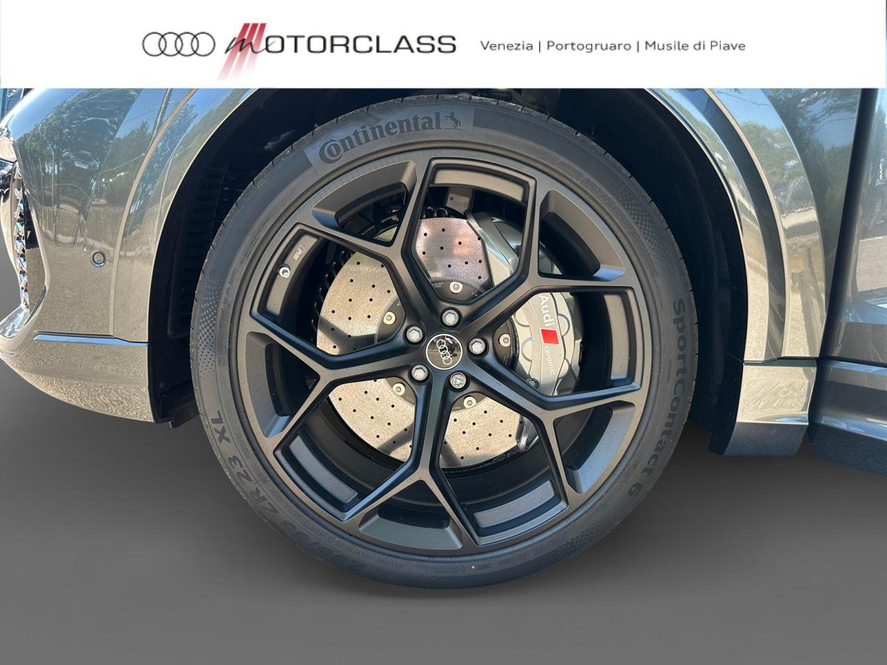Audi RSQ8 rs 4.0 v8 mhev 48v 640cv performance tiptronic