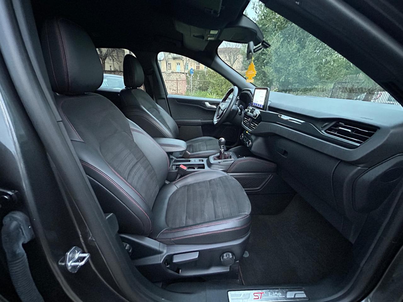 Ford Kuga ST-Line X benzina - no vincoli finanziari