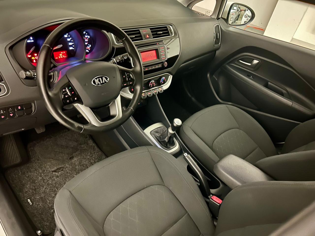 Kia Rio 1.2 CVVT 5p. Cool