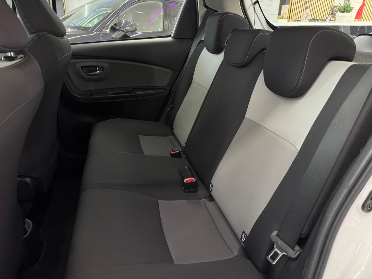 Toyota Yaris 1.4 Diesel Lounge Full Opt