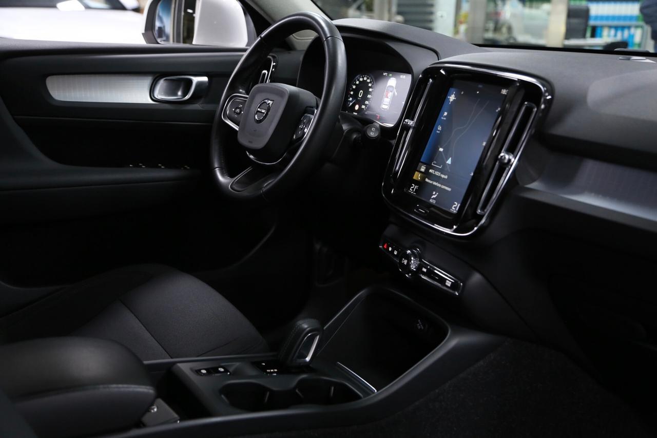 Volvo XC40 T5 Recharge Plug-in Hybrid Inscription Expression auto