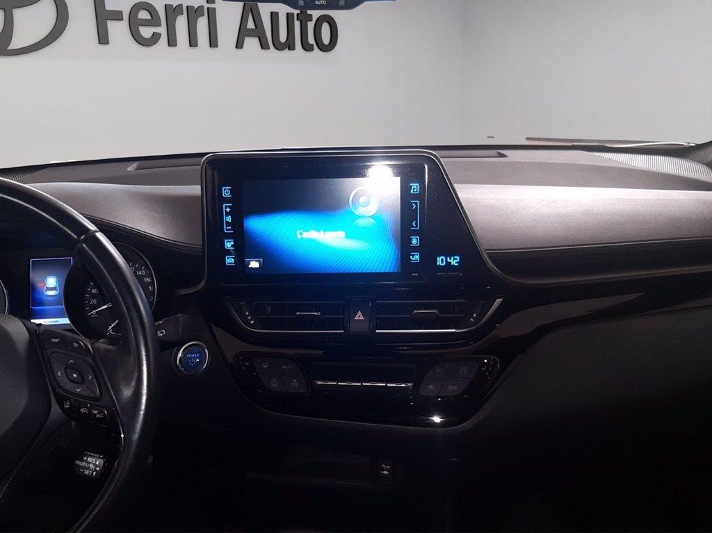 TOYOTA C-hr 1.8h active 2wd e-cvt del 2018