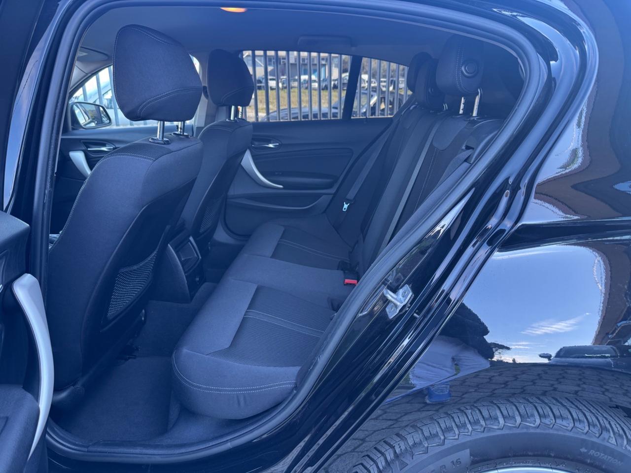 Bmw 116 116d 5p. Business