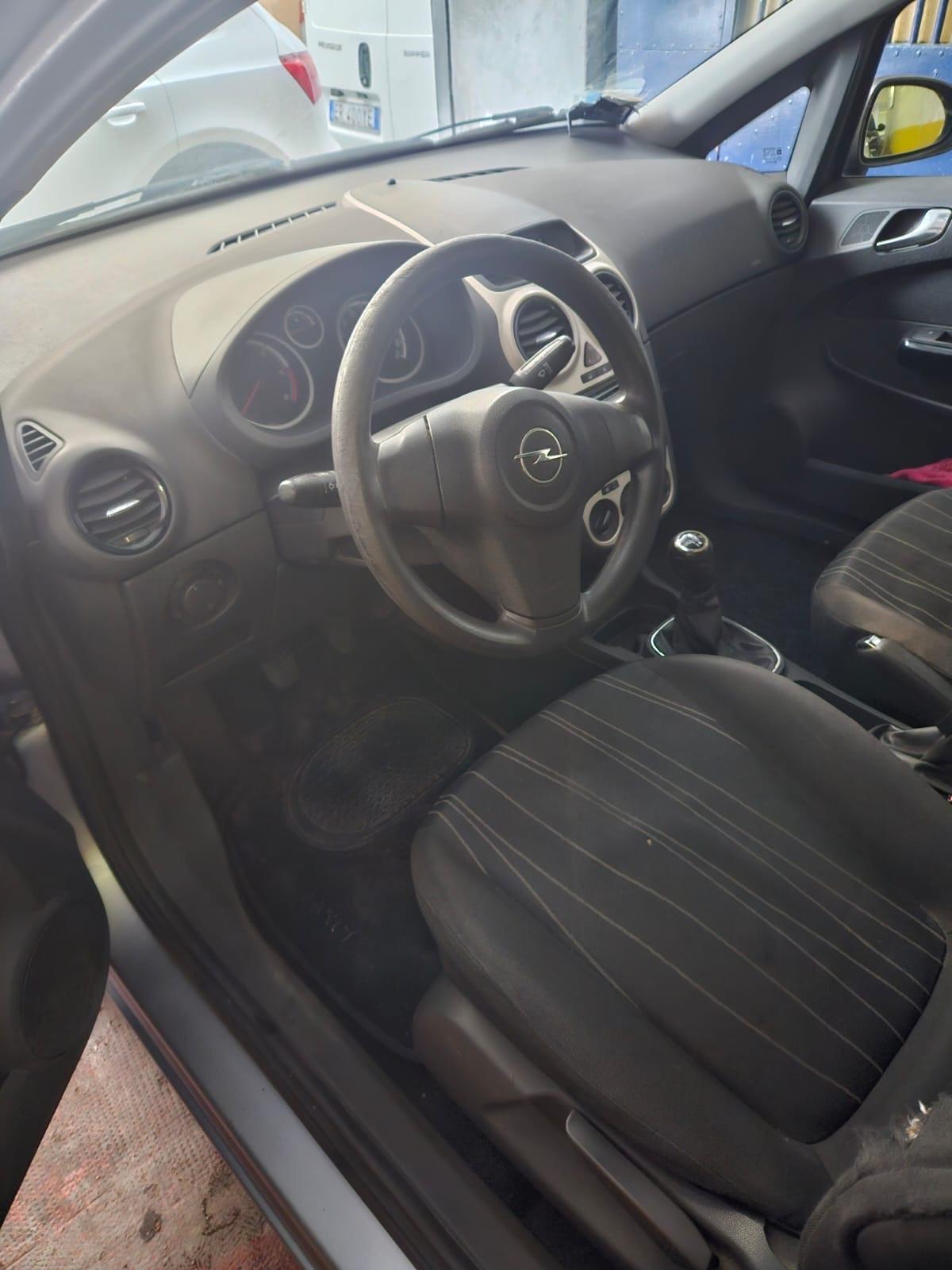 Opel Corsa 1.3 CDTI 75CV ecoFLEX 5 porte Cosmo