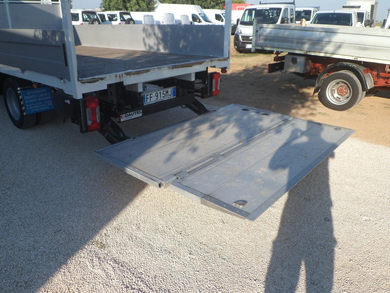 Iveco daily 35c13 cassone con pedana