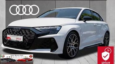 Audi RS3 Sportback sedili a guscio spoiler in carbonio matrix