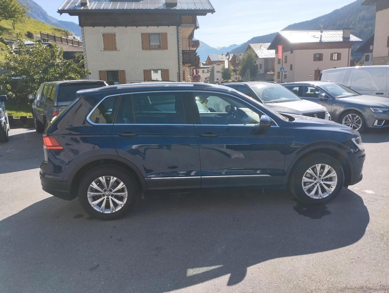 Volkswagen Tiguan 2.0 TDI SCR DSG 4MOTION Business BMT