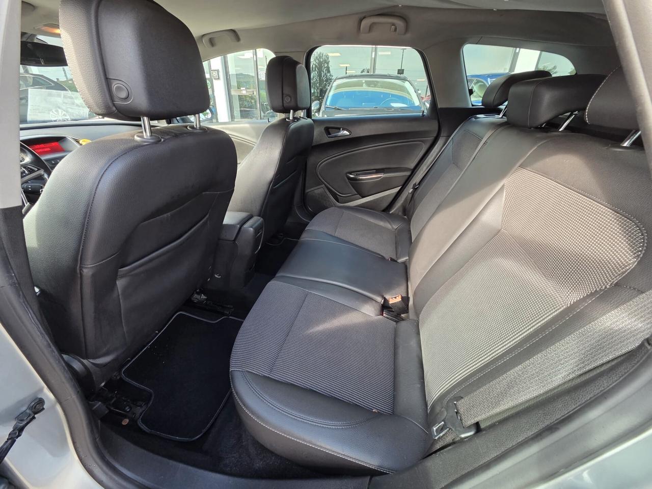 Opel Astra 1.7 CDTI 110CV Sports Tourer Cosmo