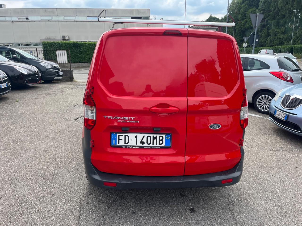 Ford Transit Courier 1.5dci/Euro5B con FAP/76CV/neopatentati/5Porte e 2Posti/unico proprietario