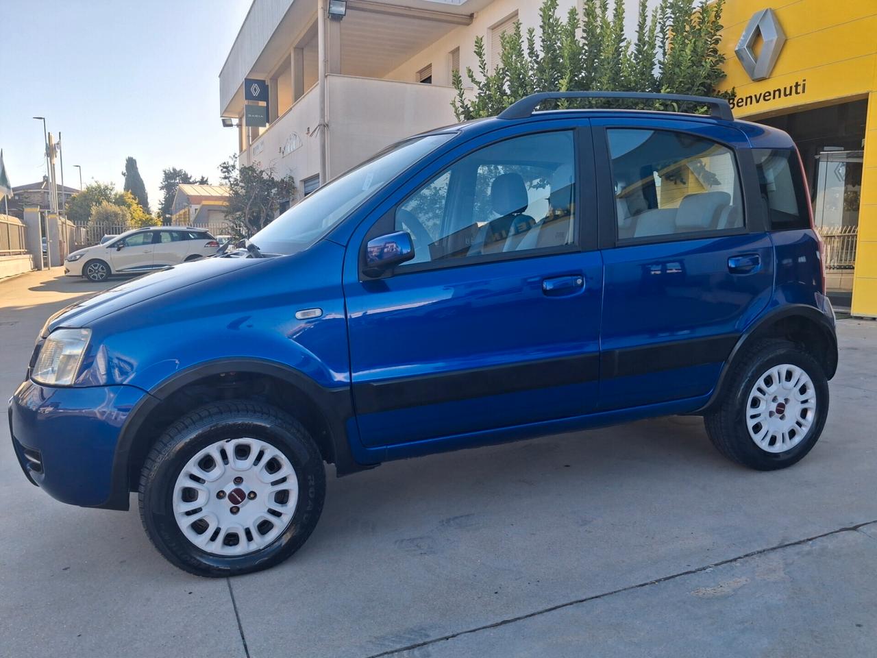 FIAT Panda 4x4 1.300 MultiJet 75cv Km154.200