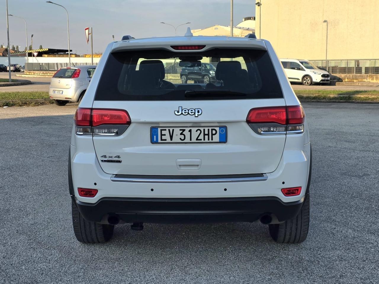 Jeep Grand Cherokee 3.0 V6